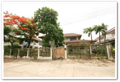 ขายบ้านเดี่ยว ชวนชื่นกรีนวิลล์ 109 ตร.ว (บ้าน ตลิ่งชัน)