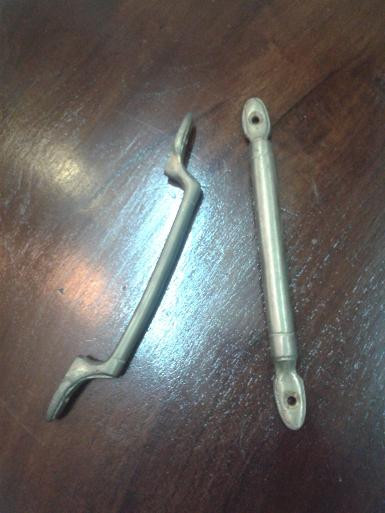 Window Handle Code A14THA size L : 155 mm W : 13 mm.