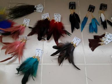 ต่างหูขนนก