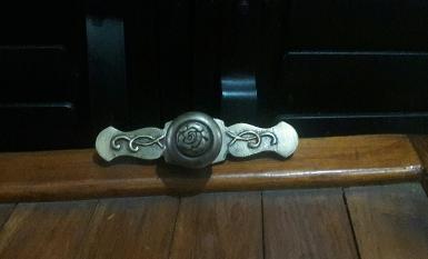 Brass Handle Item Code O.008 size long 126 mm. wide 33 mm.