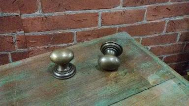 Brass Handle Item code O.001size high 33 mm.base 34 mm.